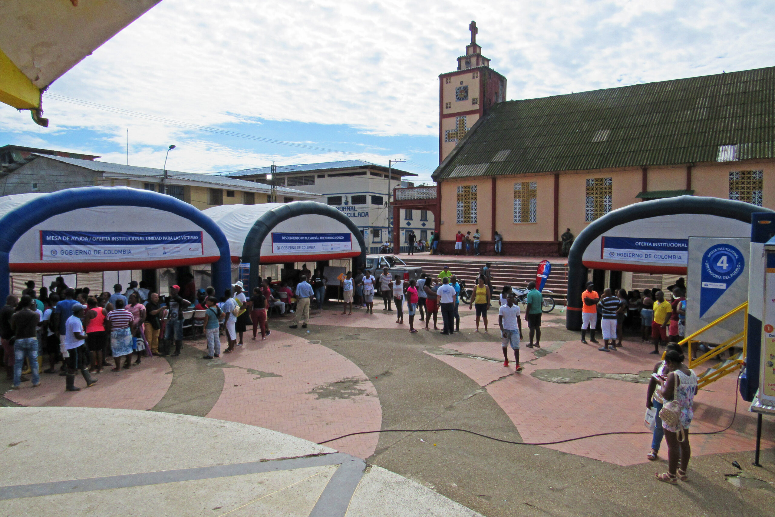 https://autorun.tv/wp-content/uploads/2025/07/UMAOV-Plaza-scaled.jpg